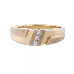 Nazar's 14K yellow Gold Ring Gents