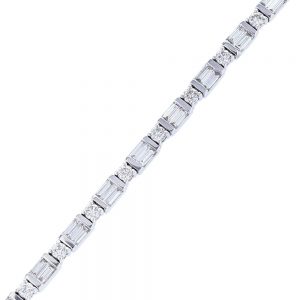 Nazar's 18k white gold diamond tennis bracelet baguette round