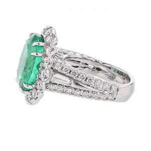 14K White Gold Beryl Emerald Ring